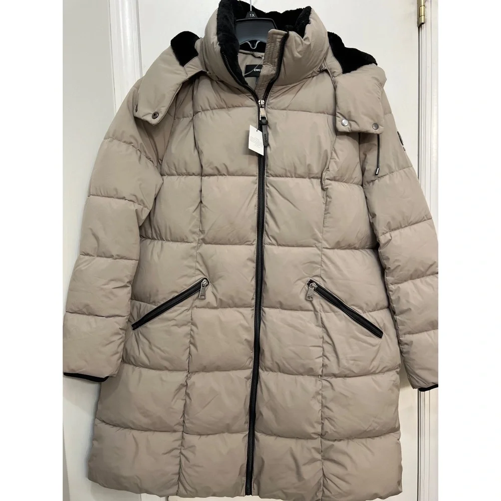 DKNY PUFFER JACKET WITH HOODIE - Picture 3 of 8